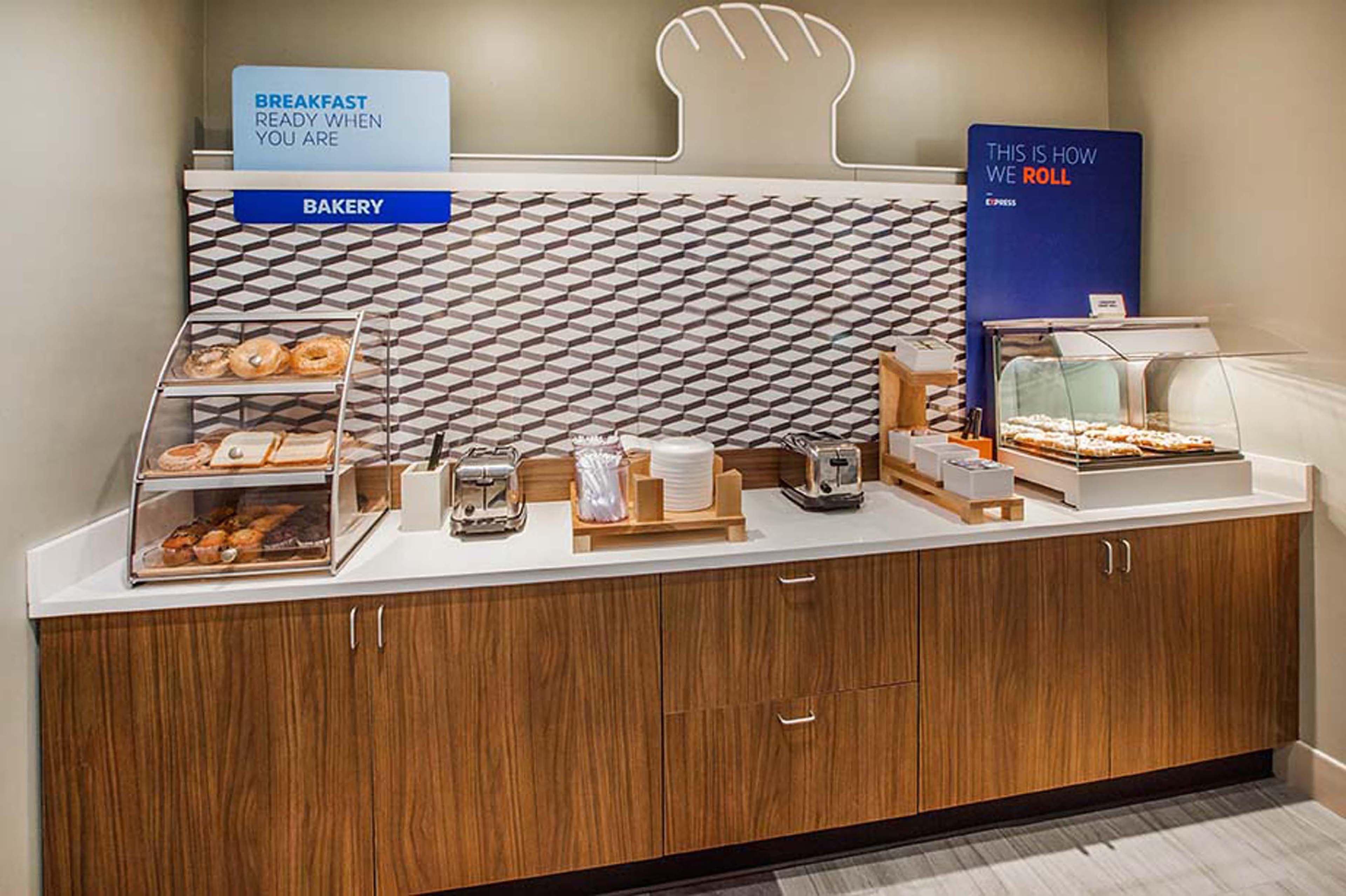 Holiday Inn Express & Suites Oak Ridge By Ihg Zewnętrze zdjęcie